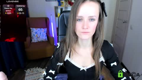 Fran online show from December 2024 12:44:01 PM