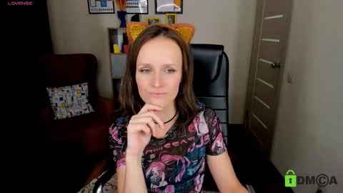 Fran online show from October 2025 03:53:01 PM