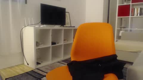 francescosal online show from October 2025 04:27:01 PM