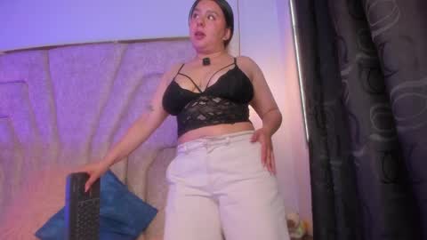 francheska121 online show from April 2026 03:31:02 PM