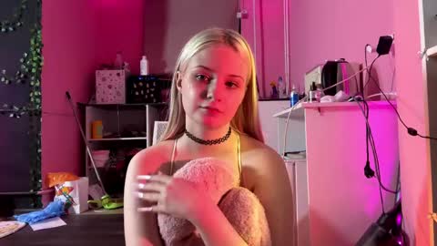 Liza online show from April 2026 08:00:02 PM