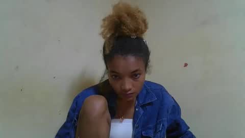 Francinoli online show from April 2026 02:31:01 AM