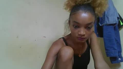 Francinoli online show from April 2026 09:59:02 PM