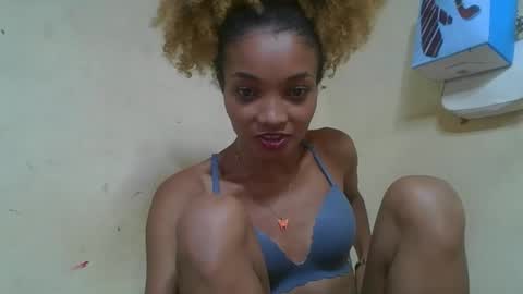 Francinoli online show from May 2026 04:19:01 AM