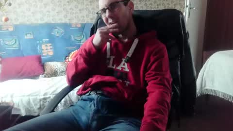 Snapshot of franck143544 chatting on January 2025 09:35:01 AM franck143544 online show from January 2025 09:35:01 AM