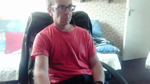 Snapshot of franck143544 chatting on October 2025 08:10:01 AM franck143544 online show from October 2025 08:10:01 AM