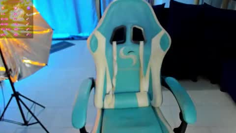 frank online show from November 2025 11:47:02 PM