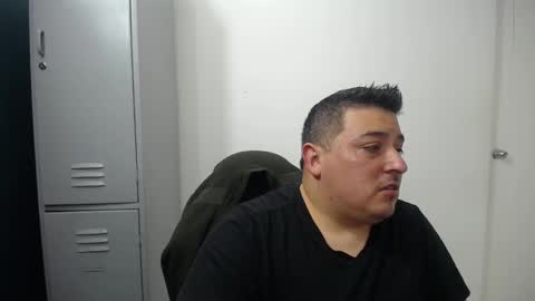 Snapshot of francoisroy chatting on September 2025 09:26:02 PM Juan online show from September 2025 09:26:02 PM