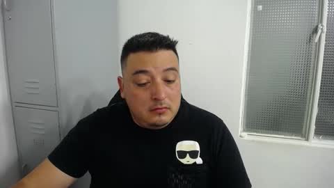 Juan online show from November 2025 11:48:01 PM