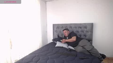 Juan online show from April 2026 08:11:01 PM