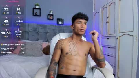 frank98_ online show from September 2025 02:33:02 AM
