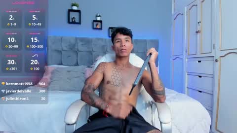 frank98_ online show from September 2025 08:20:02 PM