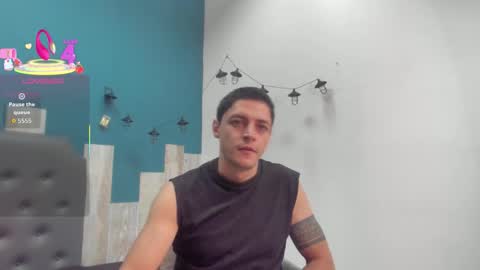 Frank online show from October 2025 06:42:01 PM