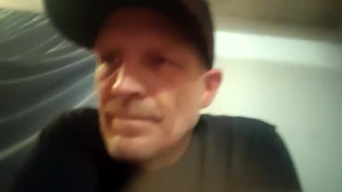 Famous Blue Eyes online show from May 2026 03:13:02 AM