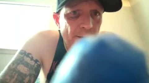 Famous Blue Eyes online show from June 2026 02:18:02 PM
