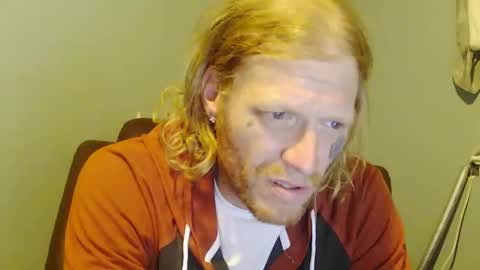 Snapshot of frankoze80 chatting on October 2025 01:06:01 AM frankoze80 online show from October 2025 01:06:01 AM