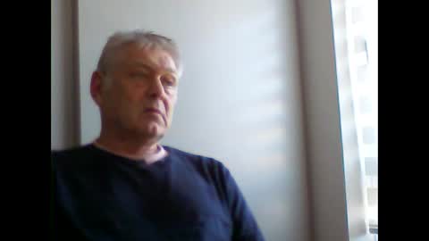 frannkboy61 online show from April 2026 04:08:01 PM