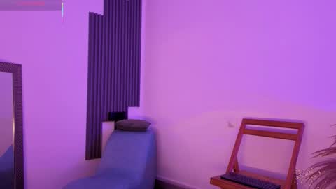 Fransheska online show from March 2026 12:01:02 PM