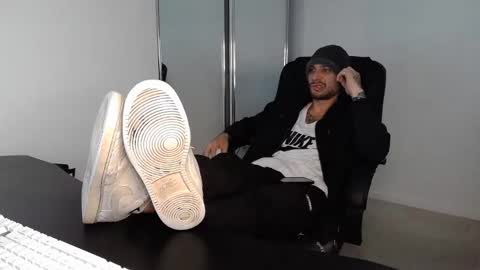 Fraser online show from February 2025 03:00:02 AM