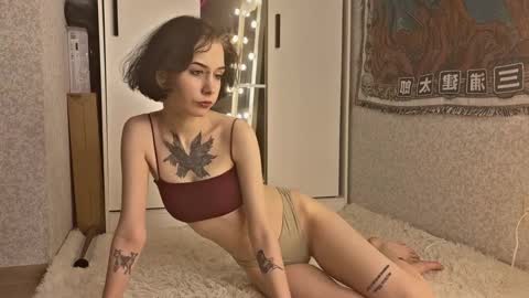 mistress Bastet and  mintcola online show from October 2025 11:46:01 PM