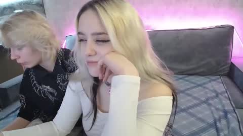 fray_and_lilla online show from March 2026 08:45:01 PM