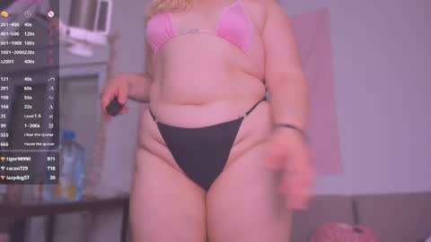 Snapshot of freakcute_friends chatting on May 2026 07:33:01 PM Alice online show from May 2026 07:33:01 PM