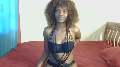 Snapshot of freakky_nessa chatting on February 2025 02:45:01 PM Nessa-Independent model online show from February 2025 02:45:01 PM