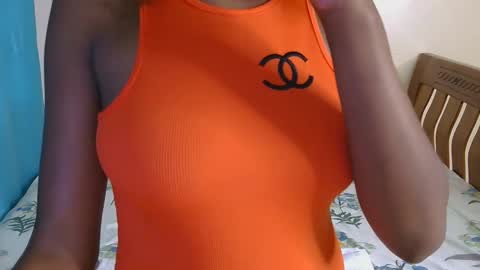 Snapshot of freakky_nessa chatting on February 2025 03:19:02 PM Nessa-Independent model online show from February 2025 03:19:02 PM