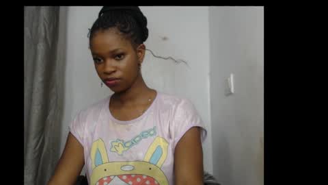 Freaky girl23 online show from April 2026 06:56:01 PM