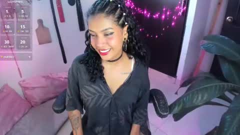 Lia Gomez online show from June 2026 10:45:01 PM