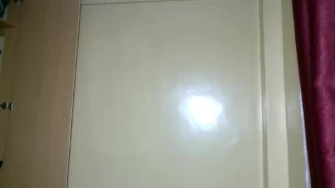 Lyne online show from April 2026 08:18:02 AM