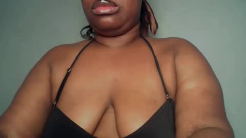 Snapshot of freaky_slut5 chatting on April 2026 04:49:02 AM freaky slut5 online show from April 2026 04:49:02 AM