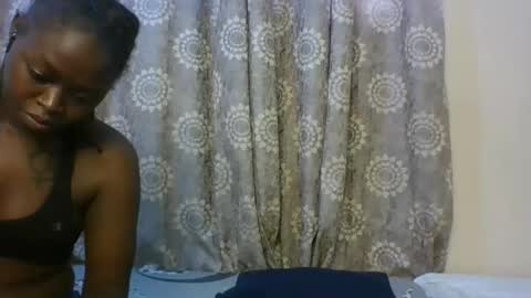 Snapshot of freakybeauties chatting on October 2025 07:27:01 AM Freakies online show from October 2025 07:27:01 AM