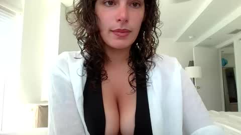 freckledeer online show from March 2026 03:49:01 PM