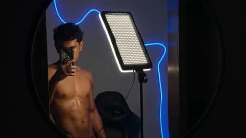 Snapshot of fredd_ss chatting on May 2026 12:35:02 PM valeria online show from May 2026 12:35:02 PM