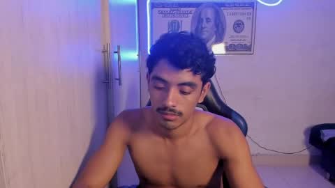 Snapshot of fredd_ss chatting on May 2026 04:19:02 AM valeria online show from May 2026 04:19:02 AM