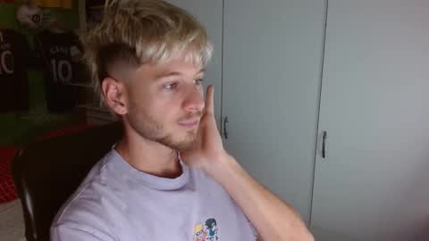 Snapshot of freddy_star chatting on September 2025 10:09:02 AM Frederick Perin online show from September 2025 10:09:02 AM