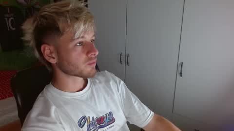 Snapshot of freddy_star chatting on October 2025 07:36:02 PM Frederick Perin online show from October 2025 07:36:02 PM