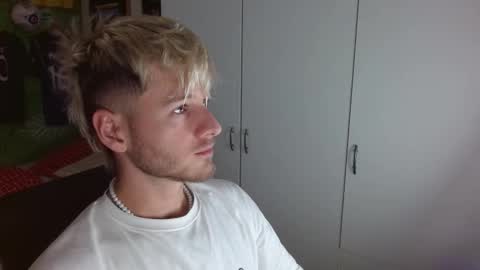 Snapshot of freddy_star chatting on October 2025 12:28:01 PM Frederick Perin online show from October 2025 12:28:01 PM