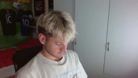 Snapshot of freddy_star chatting on October 2025 01:59:02 PM Frederick Perin online show from October 2025 01:59:02 PM