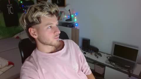 Frederick Perin online show from December 2025 01:51:01 PM