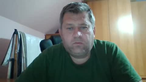 freeboy80180 online show from September 2025 06:22:02 PM