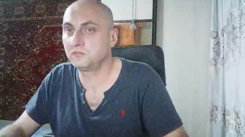 freeeman90 online show from June 2026 07:25:01 PM
