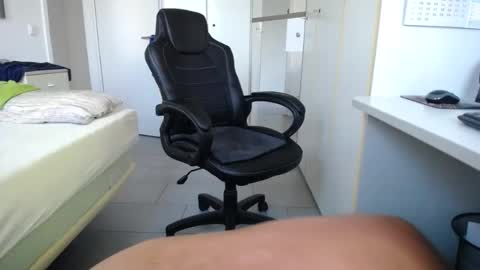 Walter Fischer online show from September 2025 05:42:01 AM