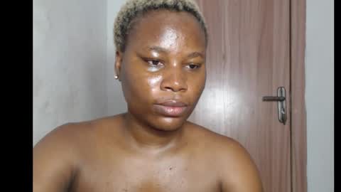 frekkymorelle online show from October 2025 05:21:02 AM