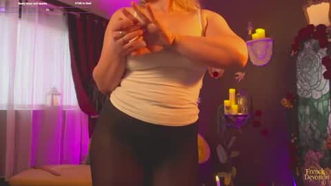 Louise or Lou 3 online show from July 2026 05:50:02 PM
