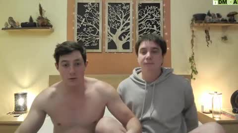 French Horny Bibs online show from February 2025 08:56:01 PM