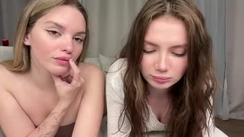Snapshot of frenzyfoxs chatting on May 2026 11:35:02 PM Jason and Sonya online show from May 2026 11:35:02 PM