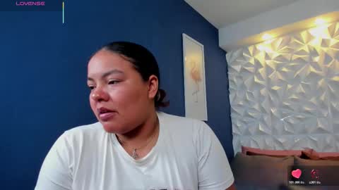 Freya online show from November 2025 12:50:02 PM