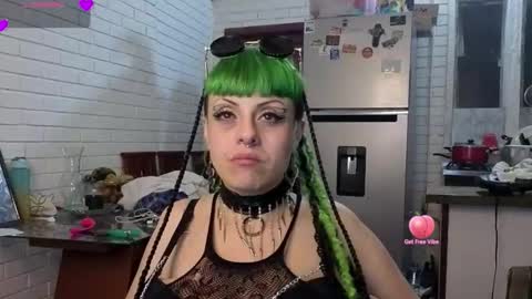 freyaa_sorceress online show from October 2025 03:36:01 AM